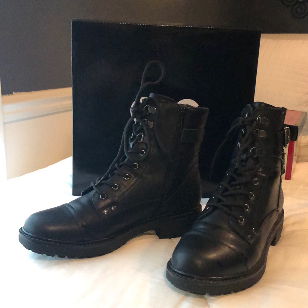 Combat Boots Guess by Guess Size 8